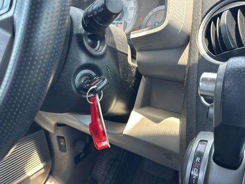 Used 2015 Honda Pilot LX image 23