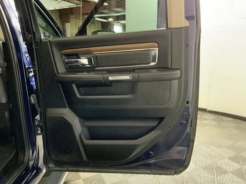 Used 2015 RAM 1500 Laramie w/ Convenience Group AWD/4WD image 33