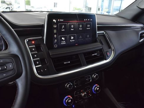 Certified 2023 GMC Yukon XL AT4 w/ AT4 Premium Plus Package AWD/4WD image 23