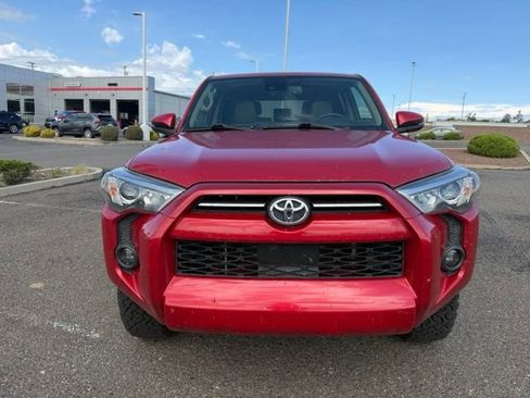 Used 2021 Toyota 4Runner SR5 Premium w/ Moonroof Package AWD/4WD image 2