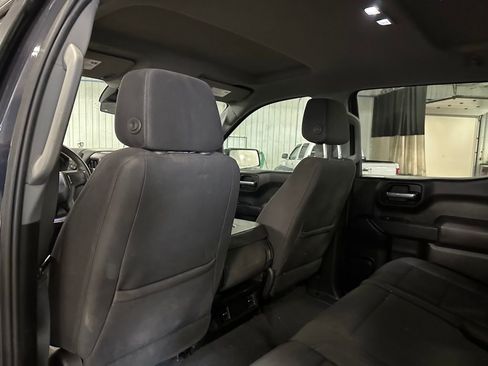 Used 2022 Chevrolet Silverado 1500 Custom image 23