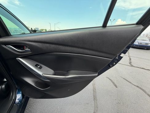Used 2017 MAZDA MAZDA6 Touring FWD image 16