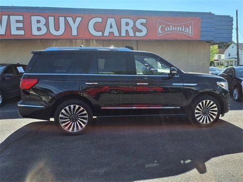 Used 2019 Lincoln Navigator Reserve image 6