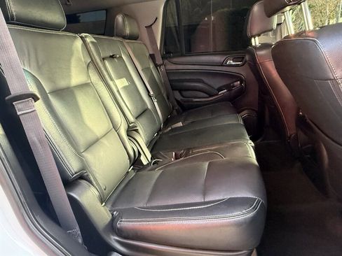 Used 2017 GMC Yukon SLE w/ Convenience Package image 13