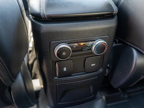 Used 2023 Ford Explorer XLT w/ Equipment Group 202A AWD/4WD image 17