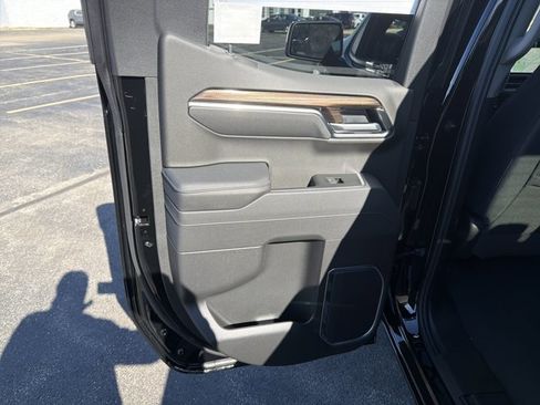 New 2026 Chevrolet Silverado 1500 LT image 25