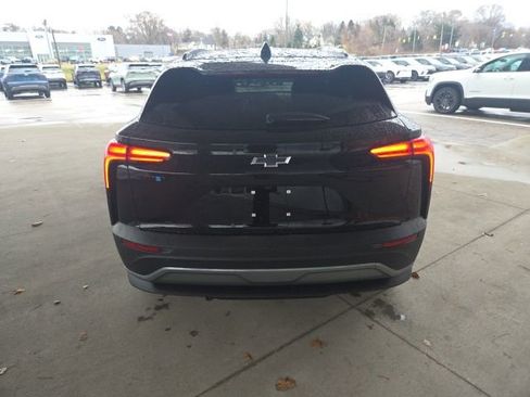 New 2026 Chevrolet Blazer EV LT image 10