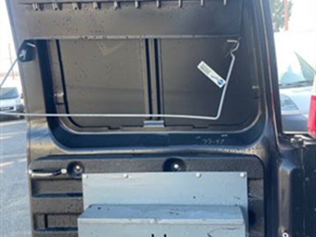 Used 2015 Chevrolet Express 2500 RWD image 21