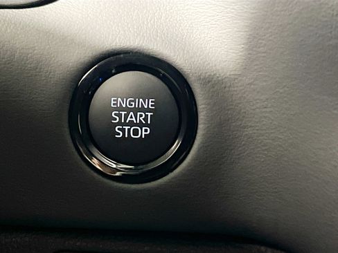 New 2026 Toyota Tundra Platinum AWD/4WD image 24