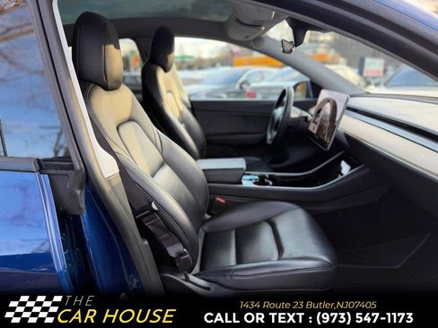Used 2021 Tesla Model Y Long Range image 24