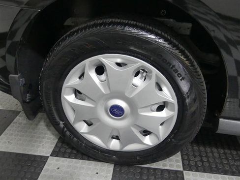 Used 2015 Ford Transit Connect XLT FWD image 15