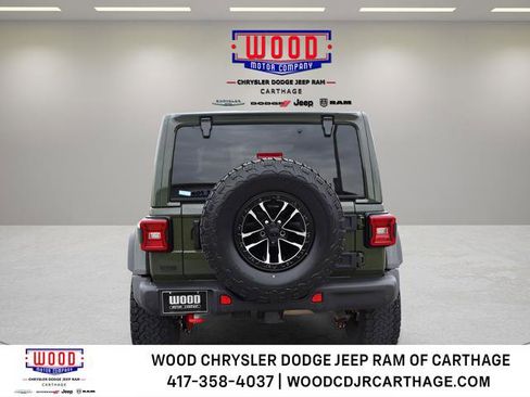 Used 2024 Jeep Wrangler Unlimited Rubicon AWD/4WD image 4