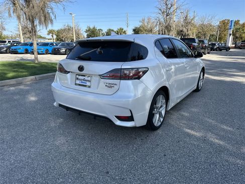 Used 2016 Lexus CT 200h image 6