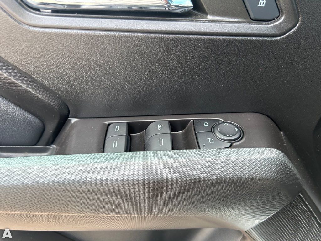 Used 2024 Chevrolet Colorado LT w/ LT Convenience Package AWD/4WD image 19