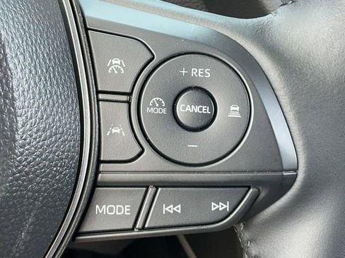 Used 2025 Toyota Corolla Cross AWD Hybrid w/ Convenience Package image 24