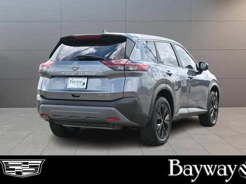 Used 2023 Nissan Rogue SV AWD/4WD image 6