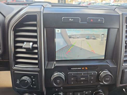 Used 2018 Ford F150 XLT w/ Equipment Group 302A Luxury image 26