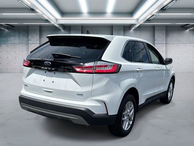 Certified 2023 Ford Edge SEL w/ Convenience Package AWD/4WD image 4