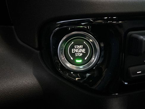 New 2026 GMC Sierra 2500 SLT w/ SLT Premium Package image 13