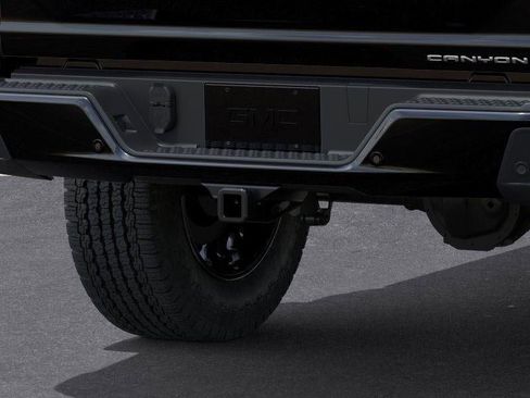 New 2026 GMC Canyon Denali image 14