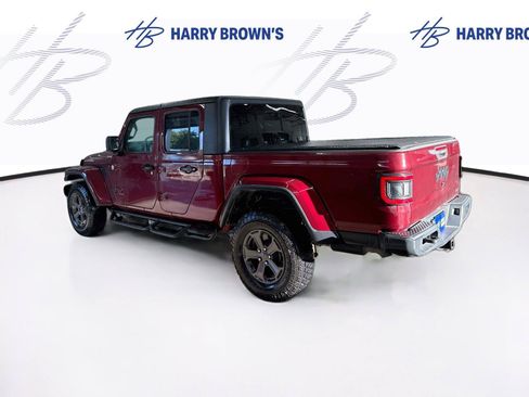 Used 2021 Jeep Gladiator Sport AWD/4WD image 2
