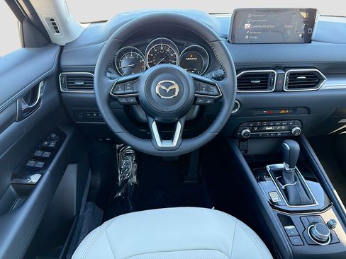 New 2025 MAZDA CX-5 AWD 2.5 S w/ Preferred Package image 18