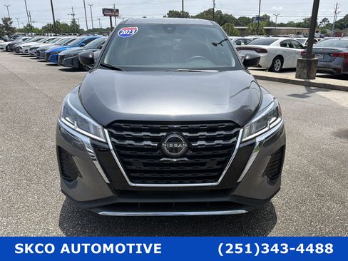 Used 2023 Nissan Kicks S FWD image 8