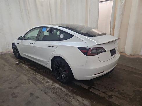 Used 2021 Tesla Model 3 Performance image 8