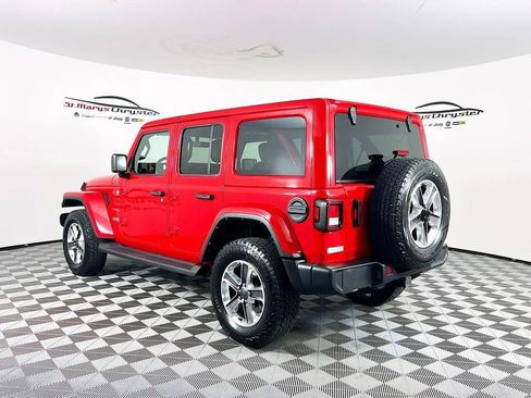 Used 2021 Jeep Wrangler Unlimited Sahara w/ Uconnect 4C Nav & Sound Group AWD/4WD image 6