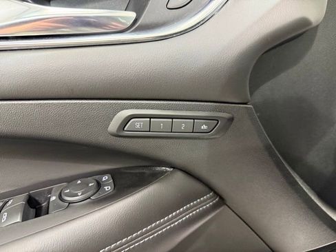 Used 2018 Buick LaCrosse Premium w/ Driver Confidence Package #2 FWD image 10