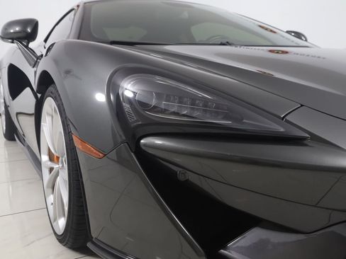 Used 2020 McLaren 570S Coupe RWD image 63