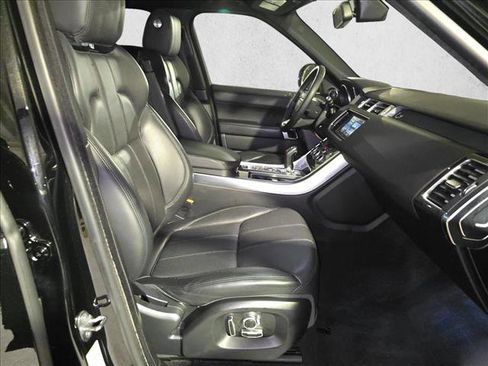 Used 2016 Land Rover Range Rover Sport HSE image 10