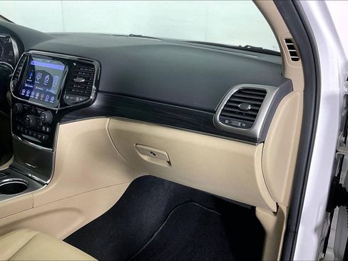 Used 2019 Jeep Grand Cherokee Limited RWD image 21
