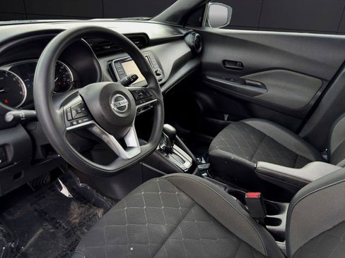 Used 2020 Nissan Kicks S image 12