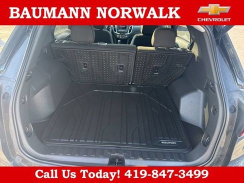 Used 2024 Chevrolet Equinox LT w/ LPO, Floor Liner Package FWD image 5
