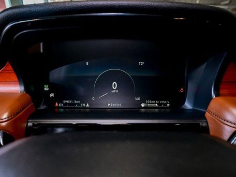 Used 2021 Lincoln Nautilus Reserve FWD image 32