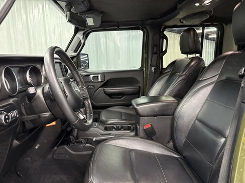 Used 2021 Jeep Gladiator Mojave AWD/4WD image 10