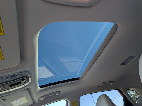 New 2026 Hyundai Kona Limited FWD image 16