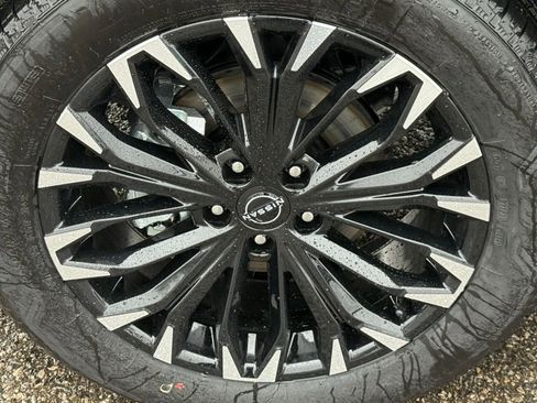 New 2026 Nissan Rogue SV image 10