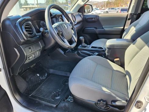 Used 2023 Toyota Tacoma SR image 9