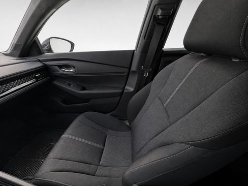 Used 2023 Honda Accord Sport image 13