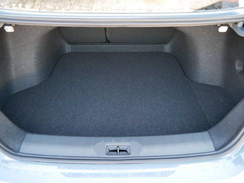 New 2026 Nissan Sentra SR w/ SR Premium Package FWD image 7