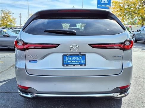 Used 2024 MAZDA CX-90 Plug-In Hybrid w/ Premium Pkg image 11