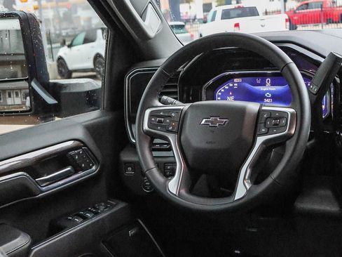 Used 2024 Chevrolet Silverado 2500 LTZ w/ LTZ Plus Package image 27