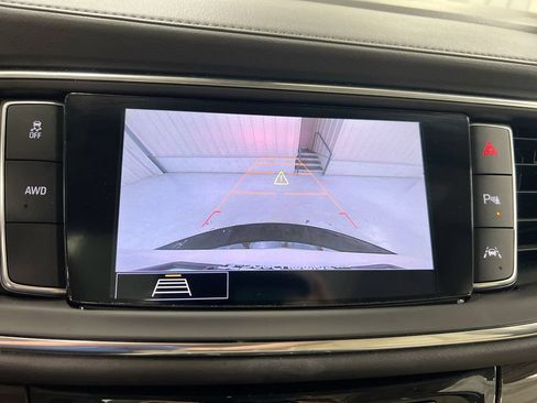 Used 2020 Buick Enclave Premium w/ Sun and Sites Package AWD/4WD image 16