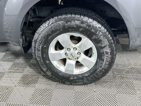 Used 2013 Nissan Frontier SV w/ SV Value Truck Pkg image 33