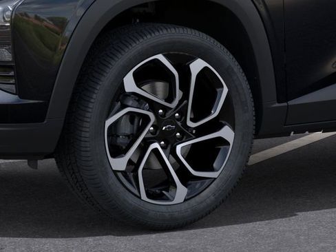 New 2026 Chevrolet Trax RS w/ Sunroof Package FWD image 9