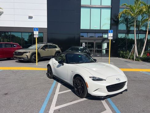 Used 2023 MAZDA MX-5 Miata Club w/ Brembo/BBS Recaro Package image 37