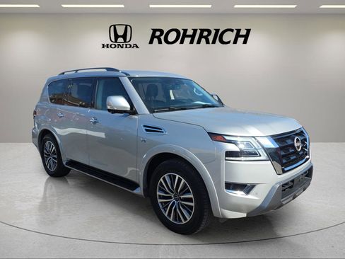 Used 2021 Nissan Armada SL w/ Captain's Chairs Package image 4