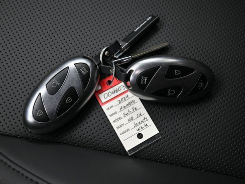 Used 2024 Hyundai Santa Fe SEL image 27